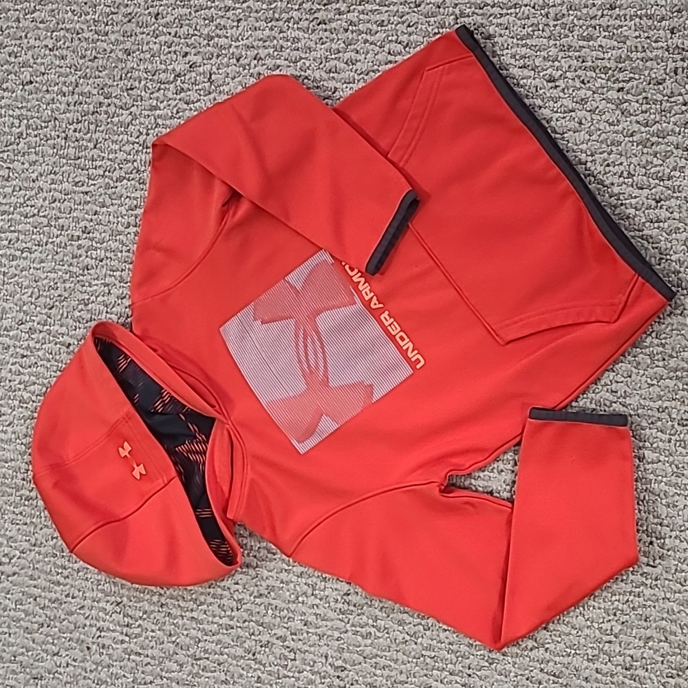 Under Armour Hoodie